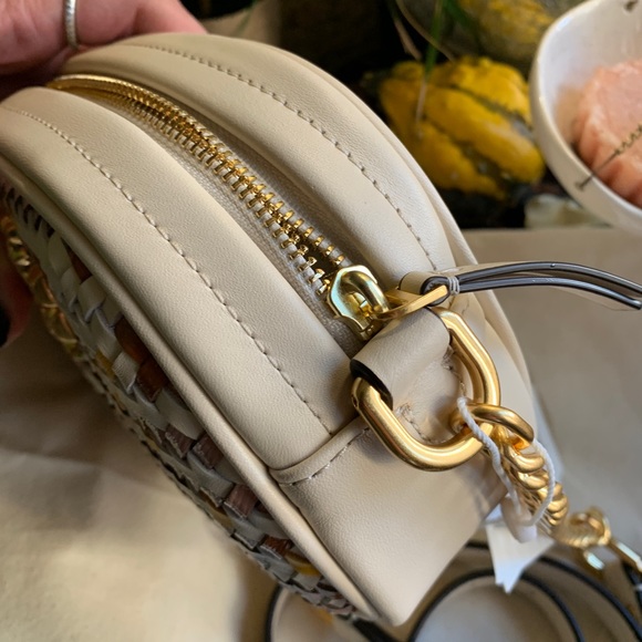 Authentic TORY BURCH Handwoven napa and Leather top zip crossbody - Picture 7 of 11